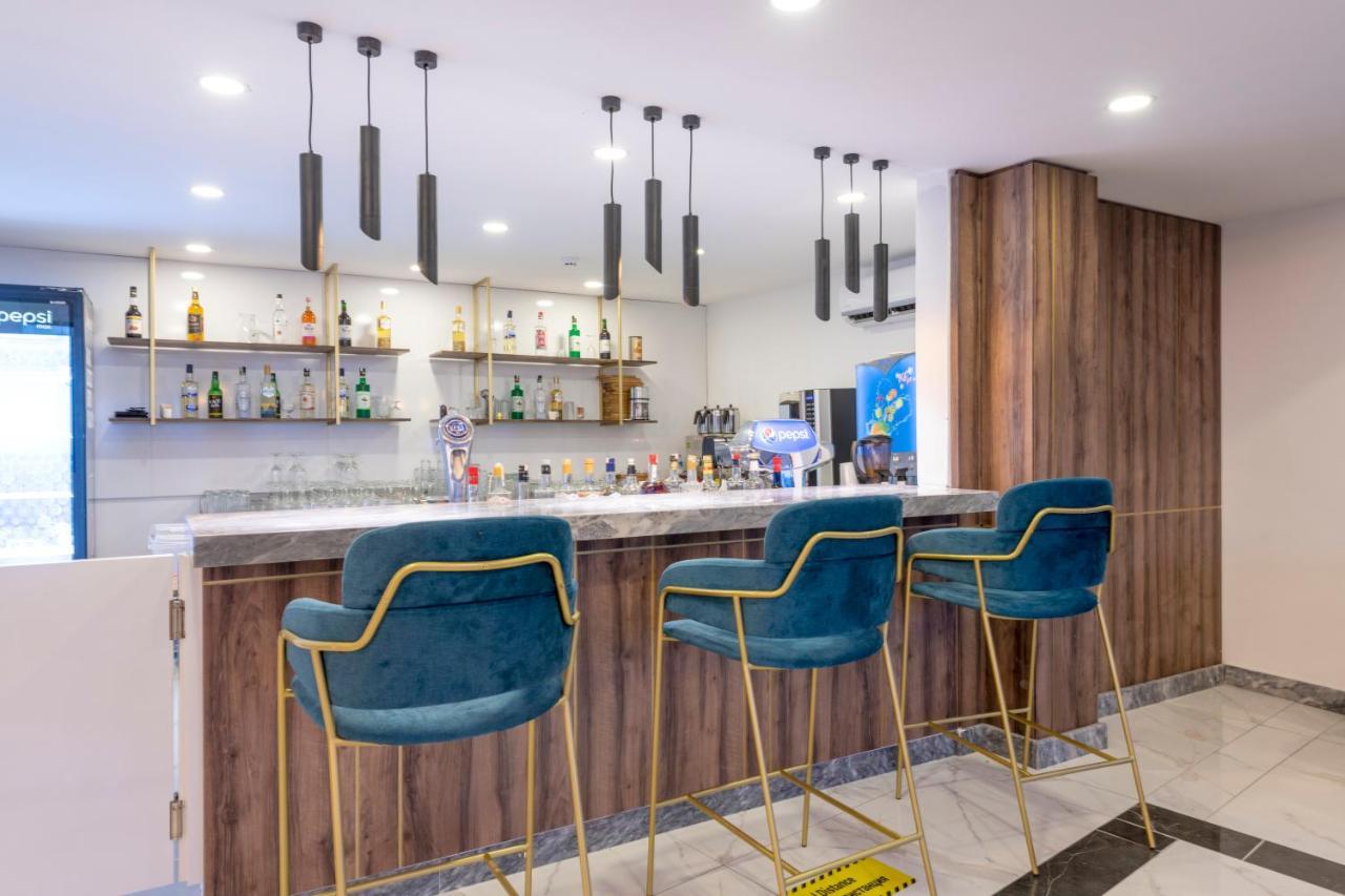 Lavia Hotels Lara アンタルヤ エクステリア 写真
