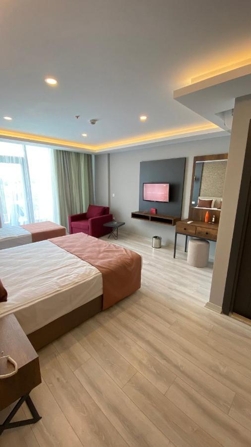 Lavia Hotels Lara アンタルヤ エクステリア 写真
