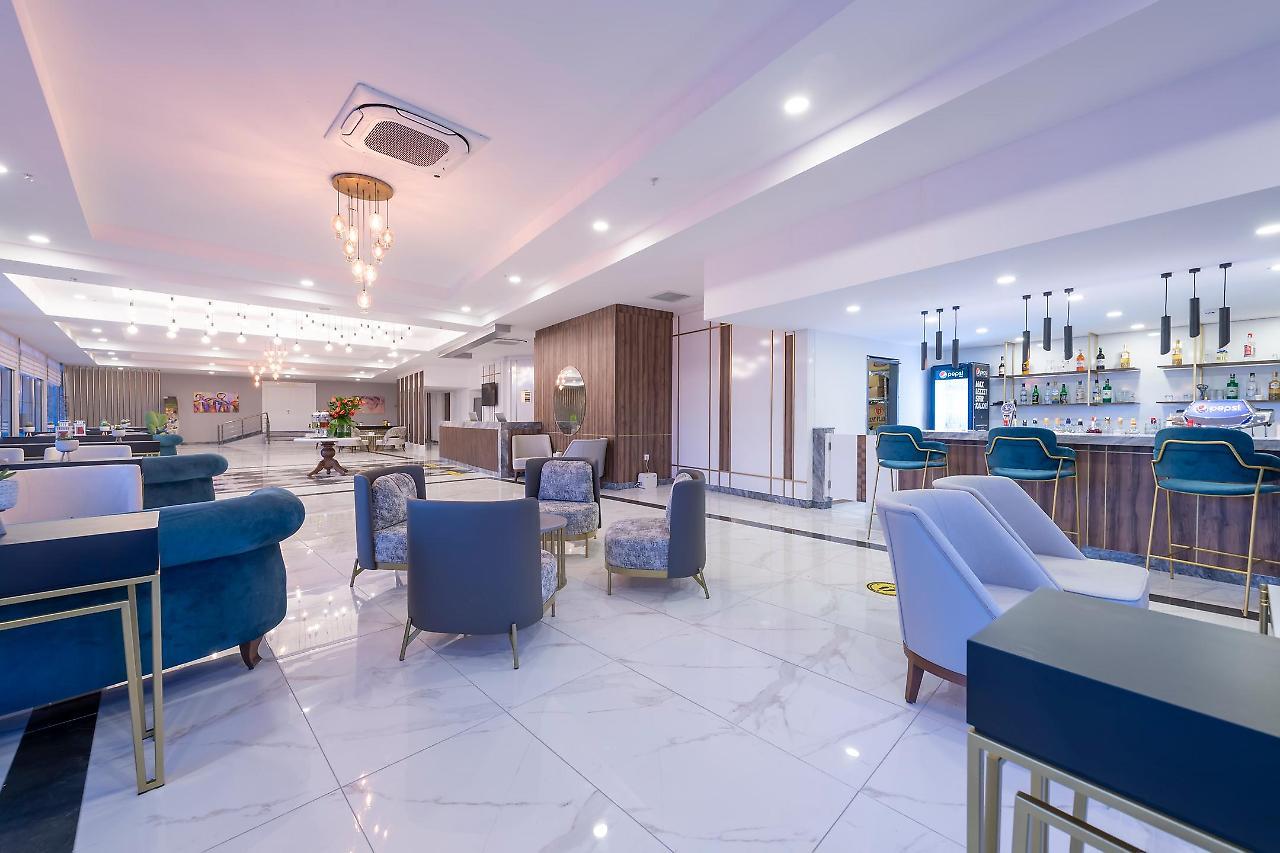Lavia Hotels Lara アンタルヤ エクステリア 写真