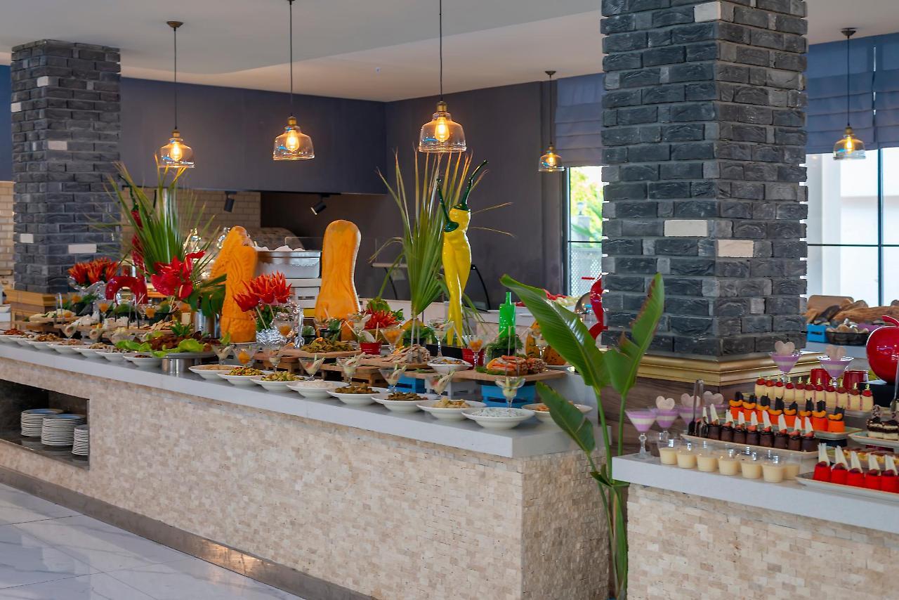 Lavia Hotels Lara アンタルヤ エクステリア 写真